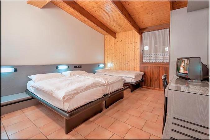 Hotel Kapriol Folgarida Luaran gambar